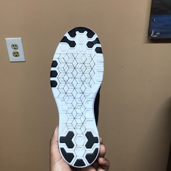 Nike Free 5.0 TR Fit “Black/White/Grey/Volt” - Picture 8 of 10